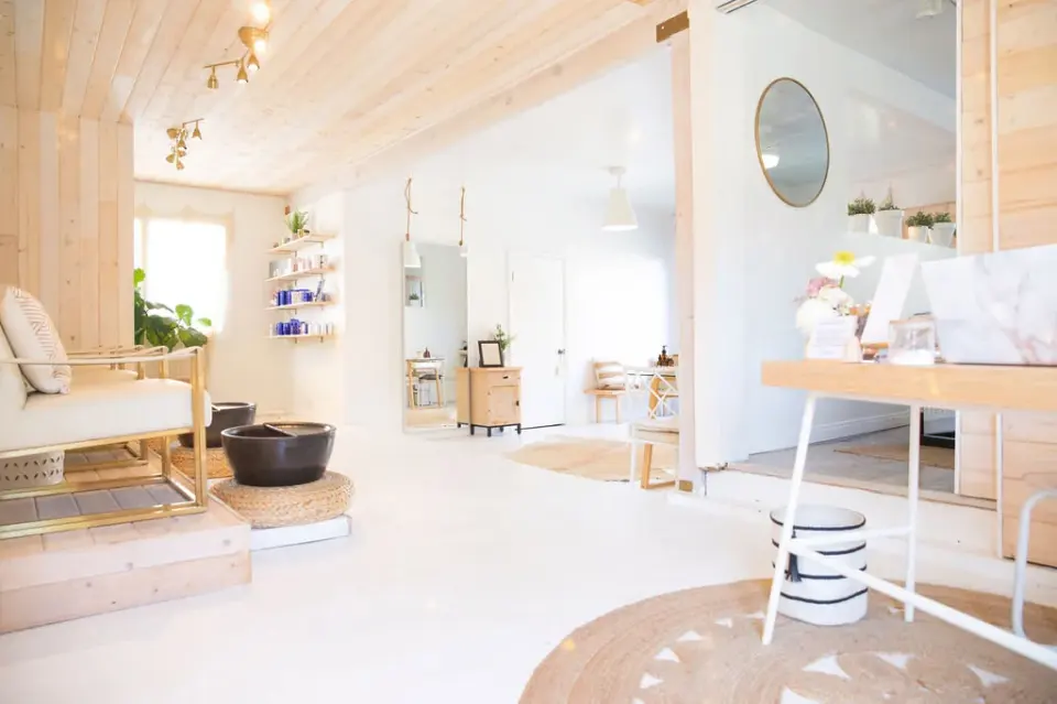 Seating, wood finishes and salon work areas pictured in Ellie and Sass’s official gallery