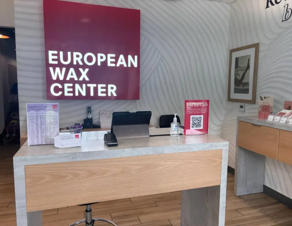 Reception at European Wax Center, Plantation