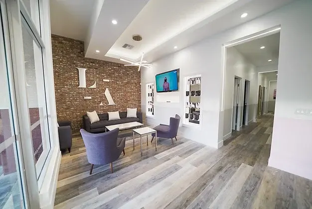 LaserAway Cerritos lounge and corridor in Ocio Design Group’s named project gallery