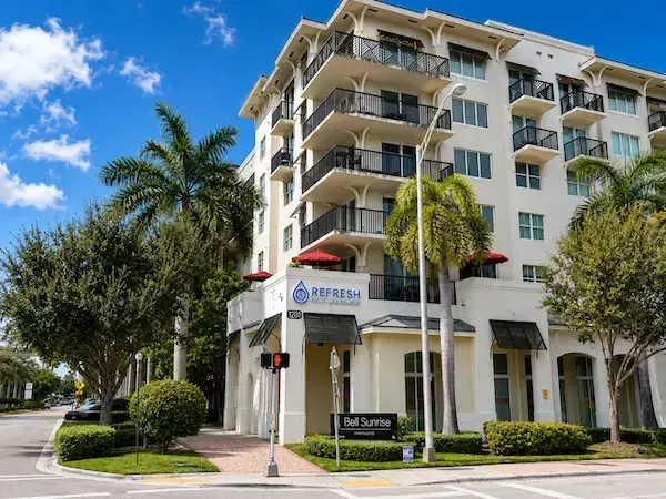 Storefront of Refresh - Aesthetics & Wellness, Fort Lauderdale