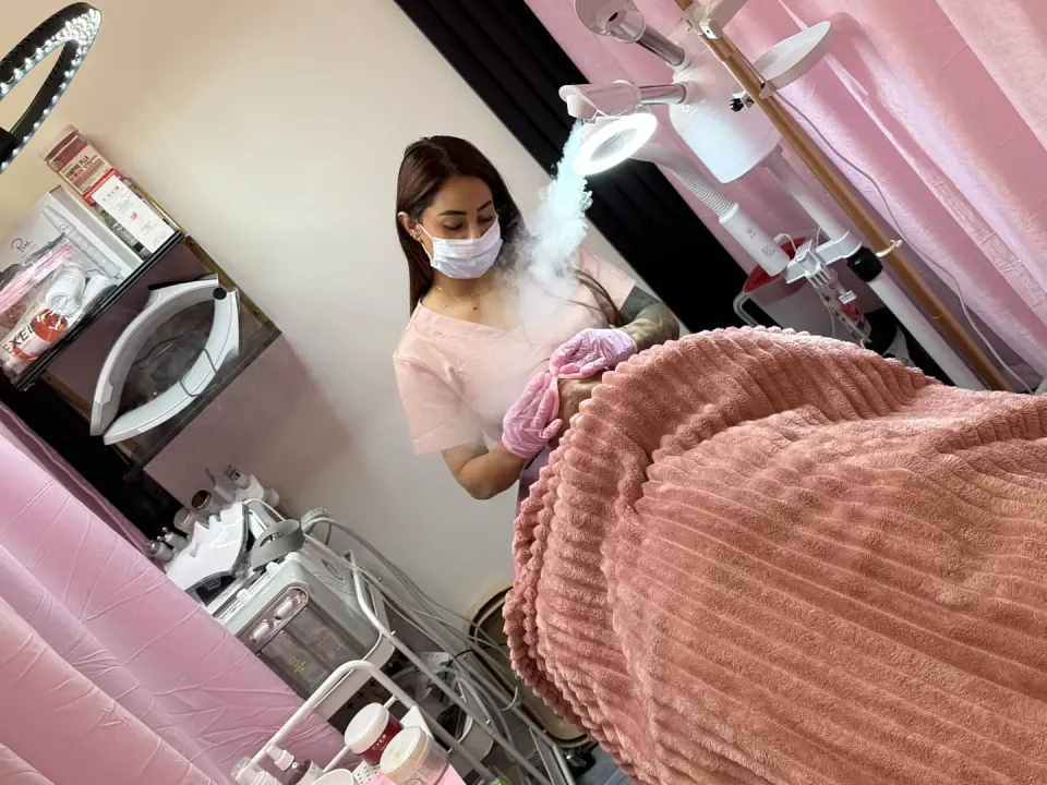 Treatment room at Stephy Lashes and Beauty, Coral Gables