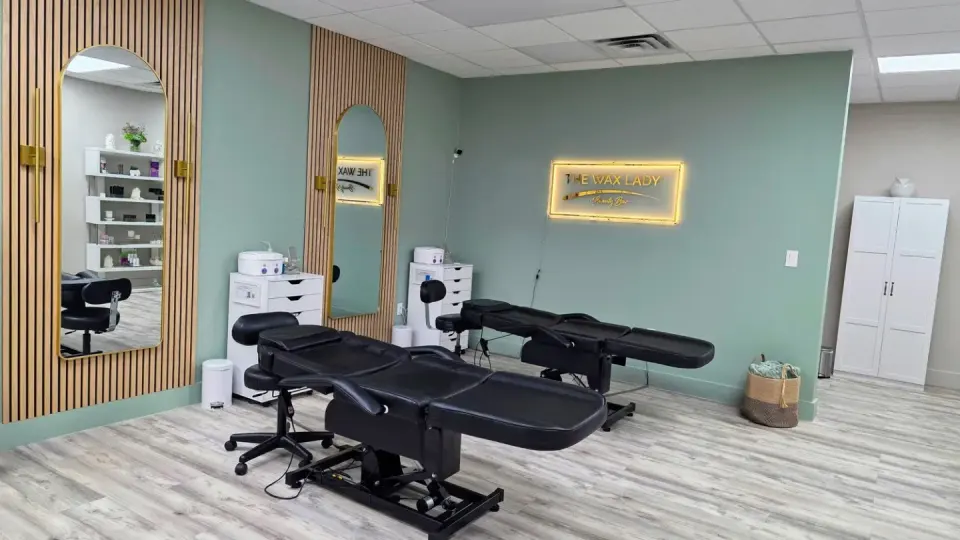 Treatment room at The Wax Lady Beauty Bar, Kendall